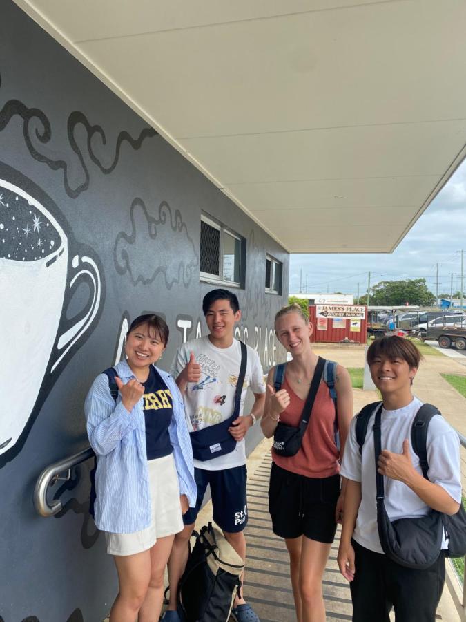 バンダバーグ Tomato Backpackersホステル エクステリア 写真